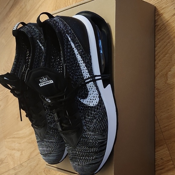 Nike flyknit - Picture 1 of 11